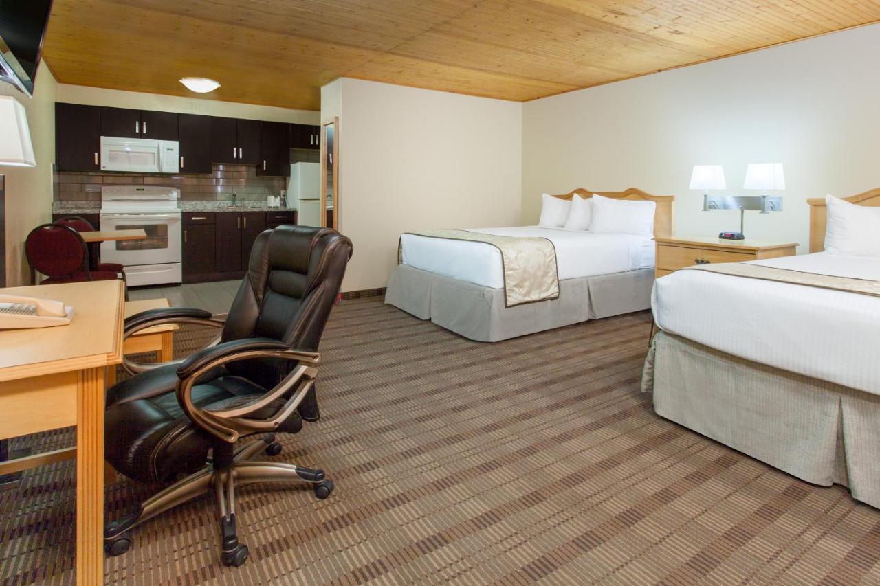 Econo Lodge Inn & Suites Medicine Hat Dış mekan fotoğraf