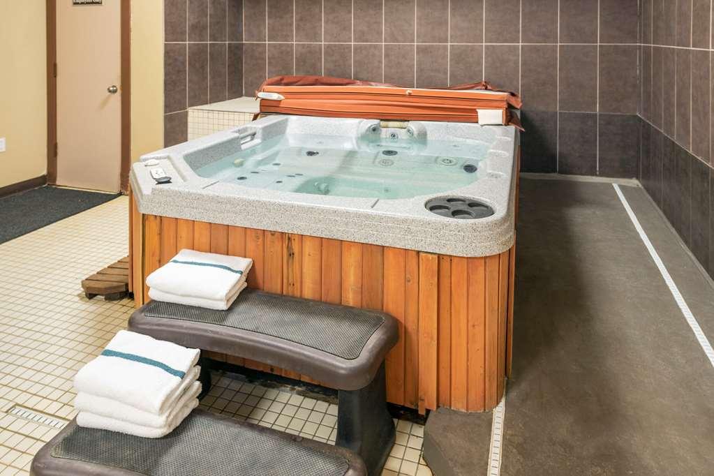 Econo Lodge Inn & Suites Medicine Hat Konforlar fotoğraf